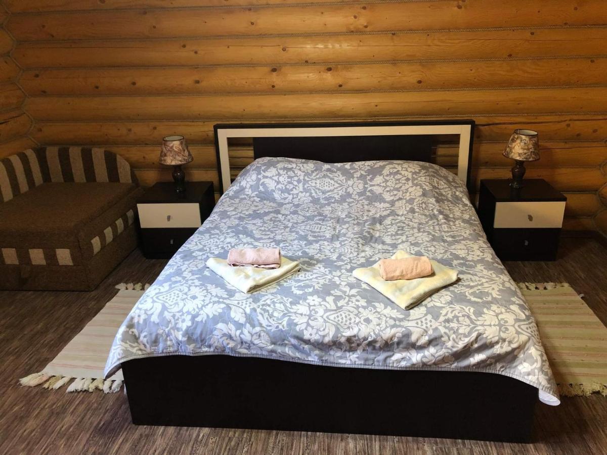 U Druziv Hotel Поляна Екстериор снимка