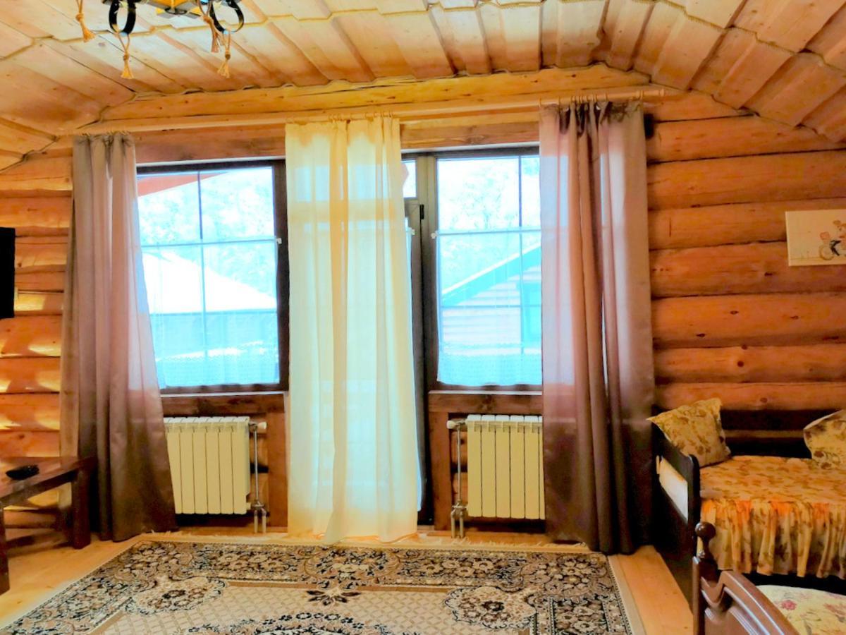 U Druziv Hotel Поляна Екстериор снимка