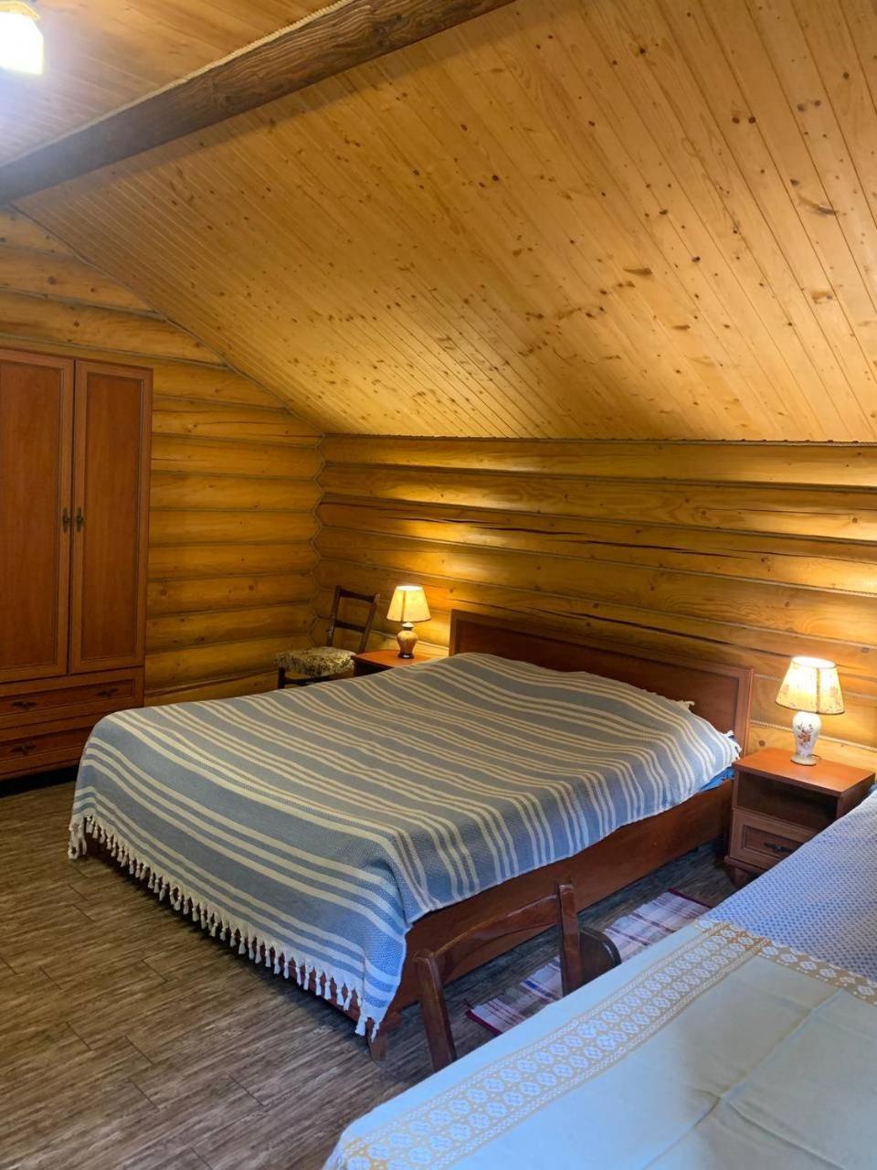 U Druziv Hotel Поляна Екстериор снимка