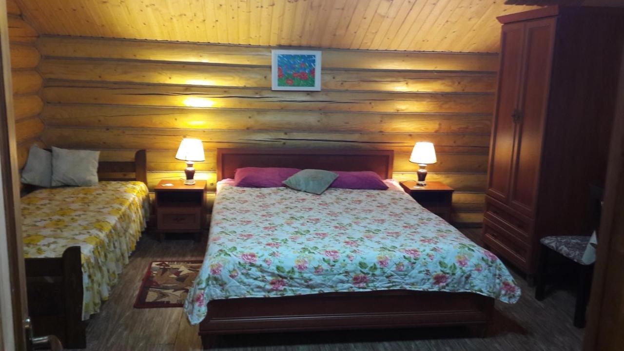 U Druziv Hotel Поляна Екстериор снимка